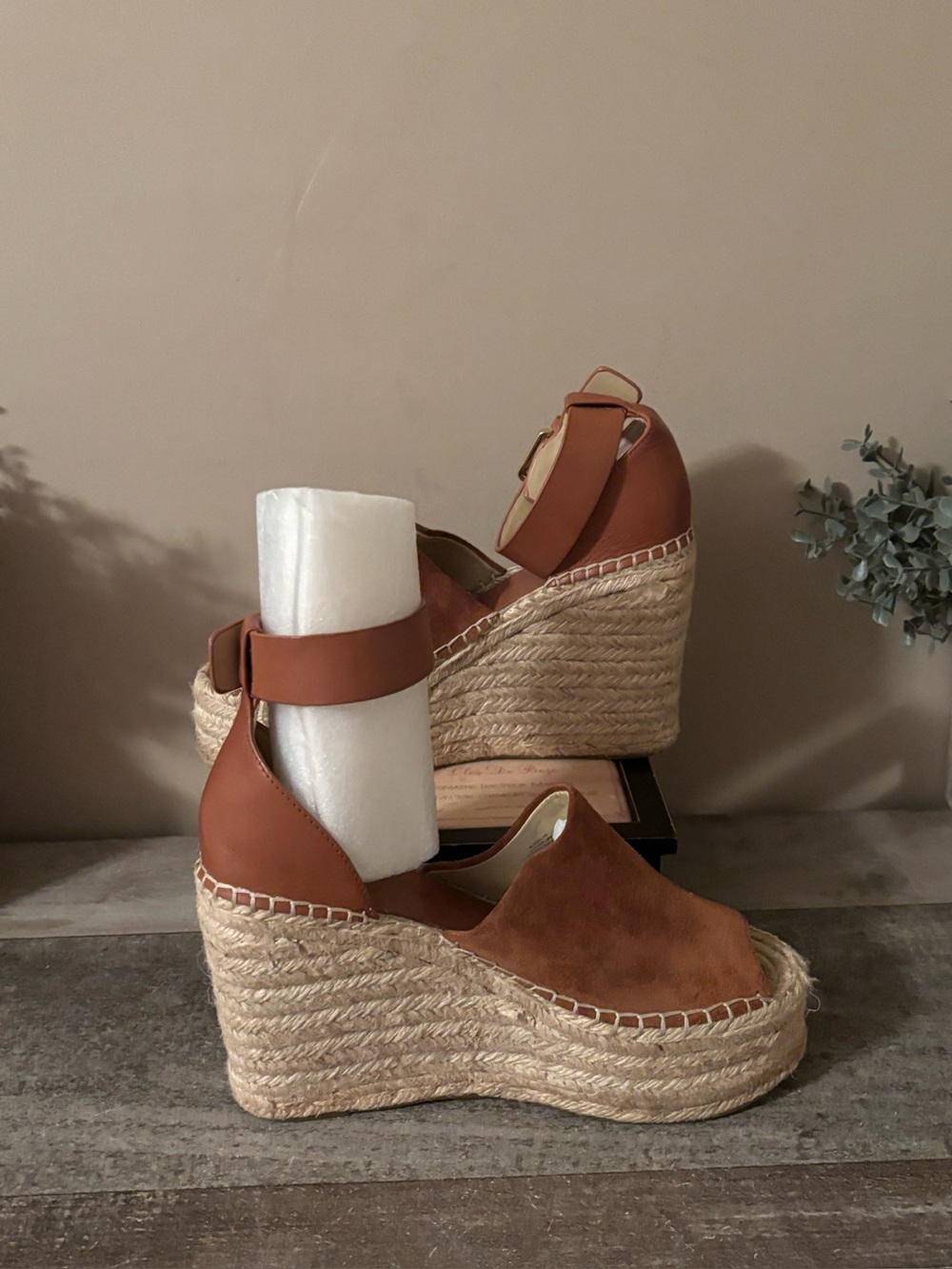 MARC FISHER ADALYN ESPADRILLE WEDGE SANDAL SIZE 7.5